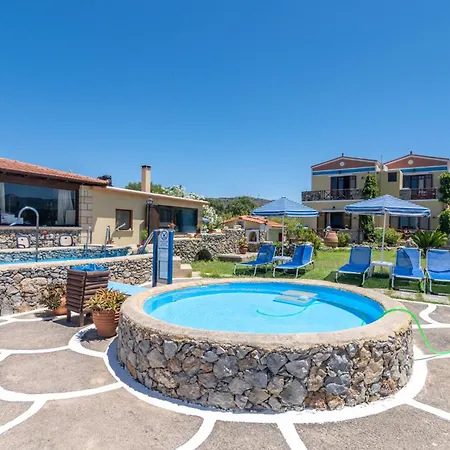 Drapanias Beachfront - Marinakis 2*