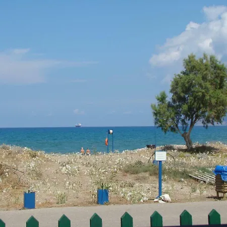 Drapanias Beachfront - Marinakis Apart Otel 2*
